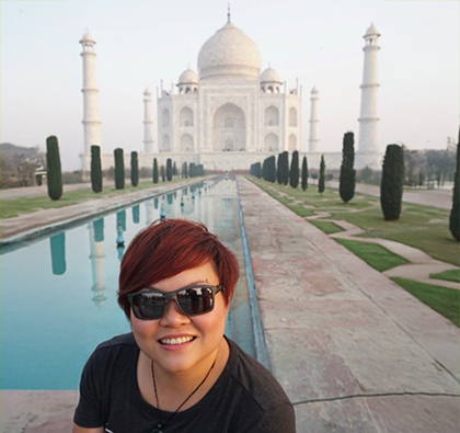 Sandra with the Taj Mahal in the background.